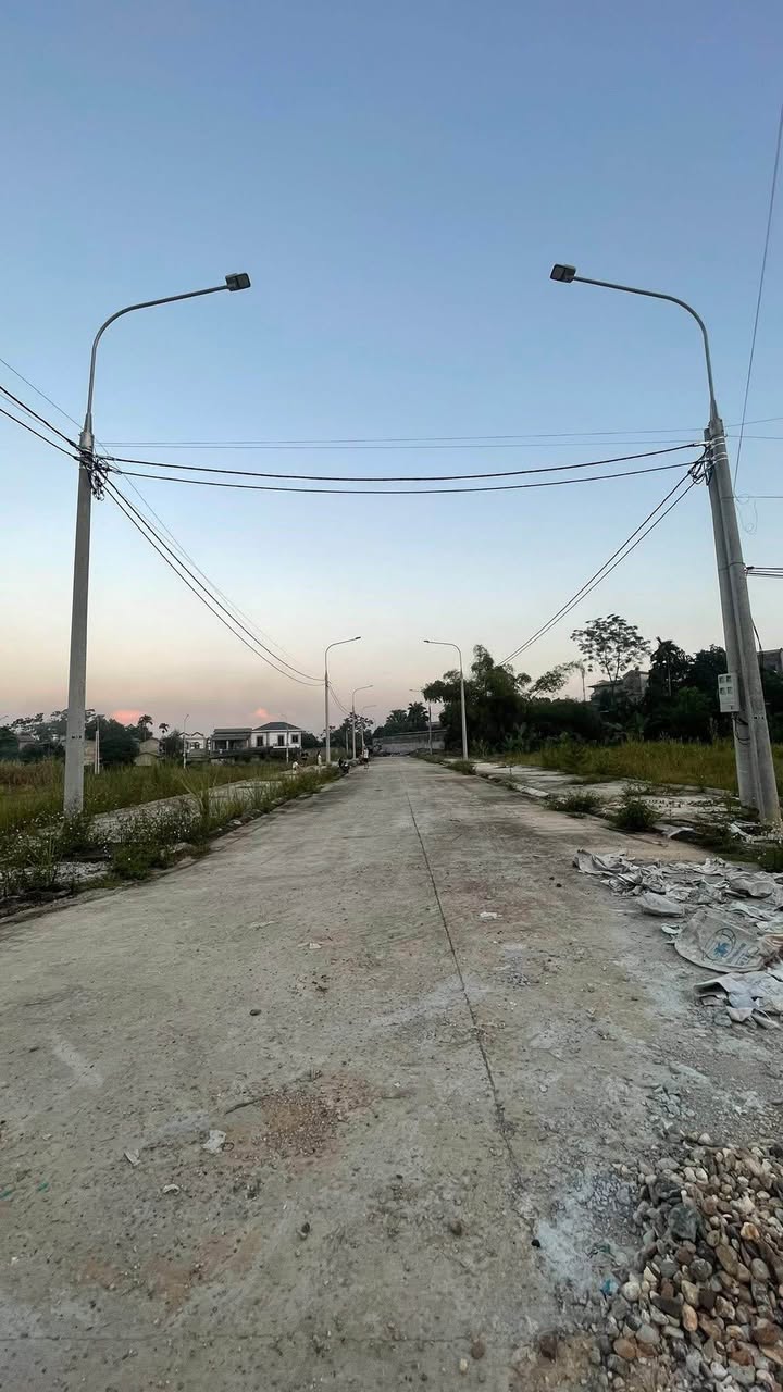 Đất nền liền kề Đại học Tân Trào 100m² giá chỉ 1 tỷ - Cơ hội đầu tư hấp dẫn!