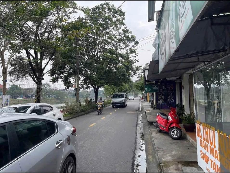 Khu trọ 15 phòng cho thuê Tây Lộc 327m² giá 6 tỷ - Đầu tư sinh lời ổn định!