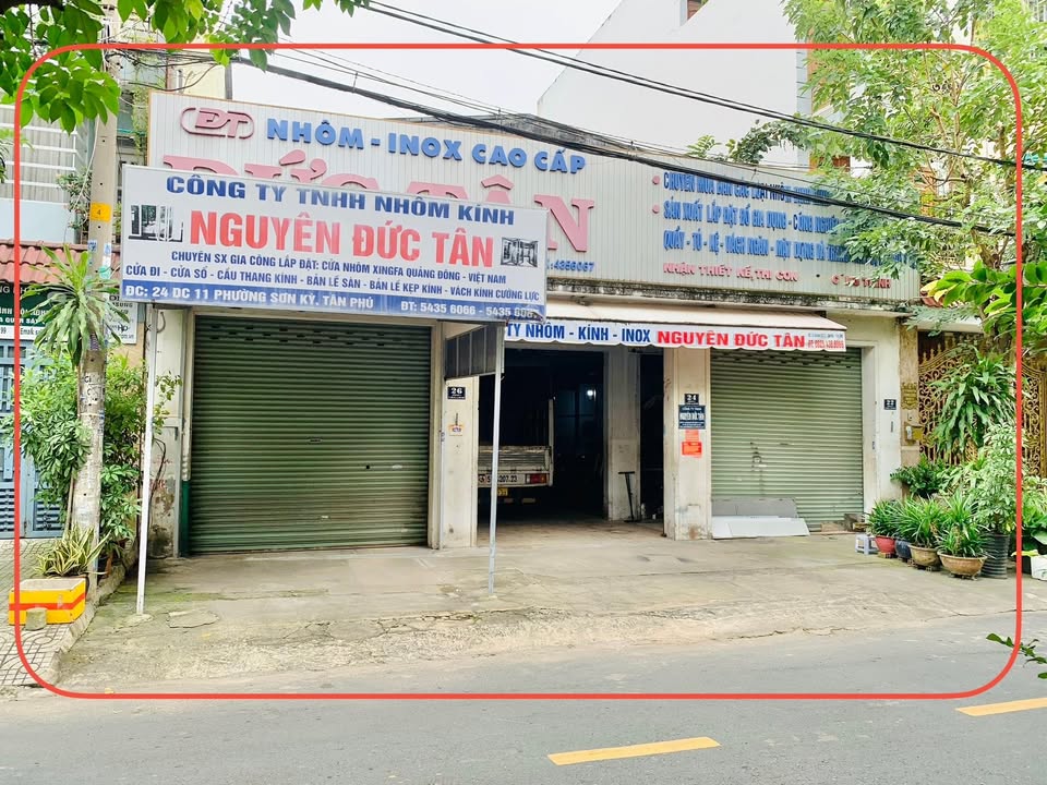 Bán gấp FrontHouse mặt tiền đường DC11, quận Tân Phú, diện tích 300m² - Đường rộng 16m, tiện xây dựng!