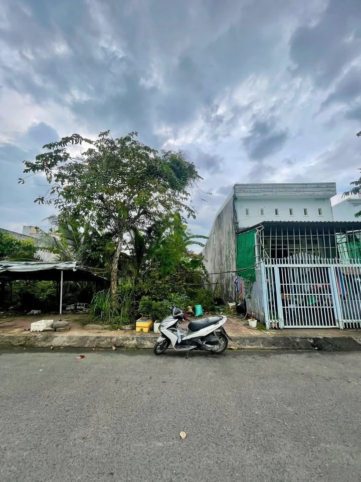 Đất nền đường B11 KDC Phú An, Cần Thơ 100m² - Sổ hồng chính chủ, giá 2.8 tỷ!