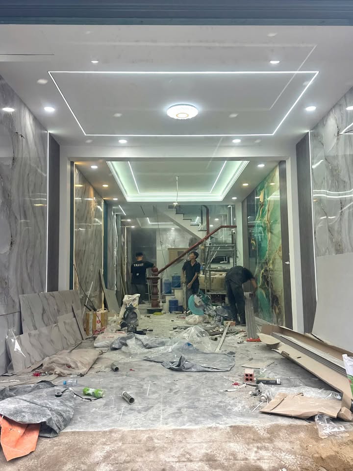 Nhà bán Dĩ An 81m² giá 4.85 tỷ - Sẵn sàng vào ở ngay!