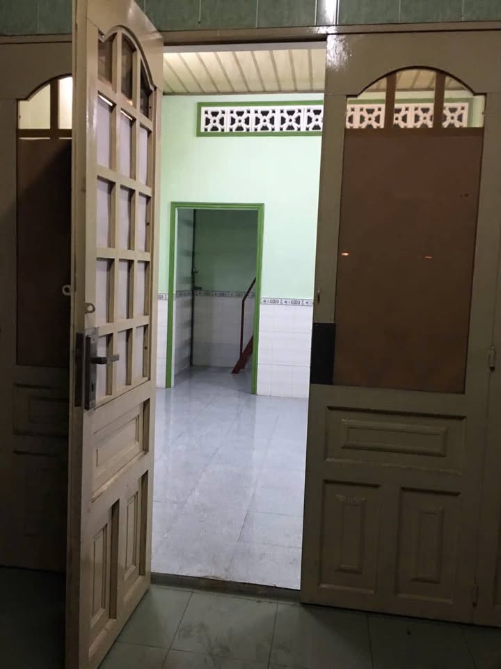 Nhà cho thuê mặt tiền Quốc lộ 1A, Bình Tân - Diện tích 40m² chỉ 4 triệu/tháng!