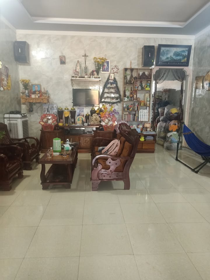 Nhà phố Kiến Đức Đăk Nông 210m² giá 1.35 tỷ - Chính chủ bán gấp!