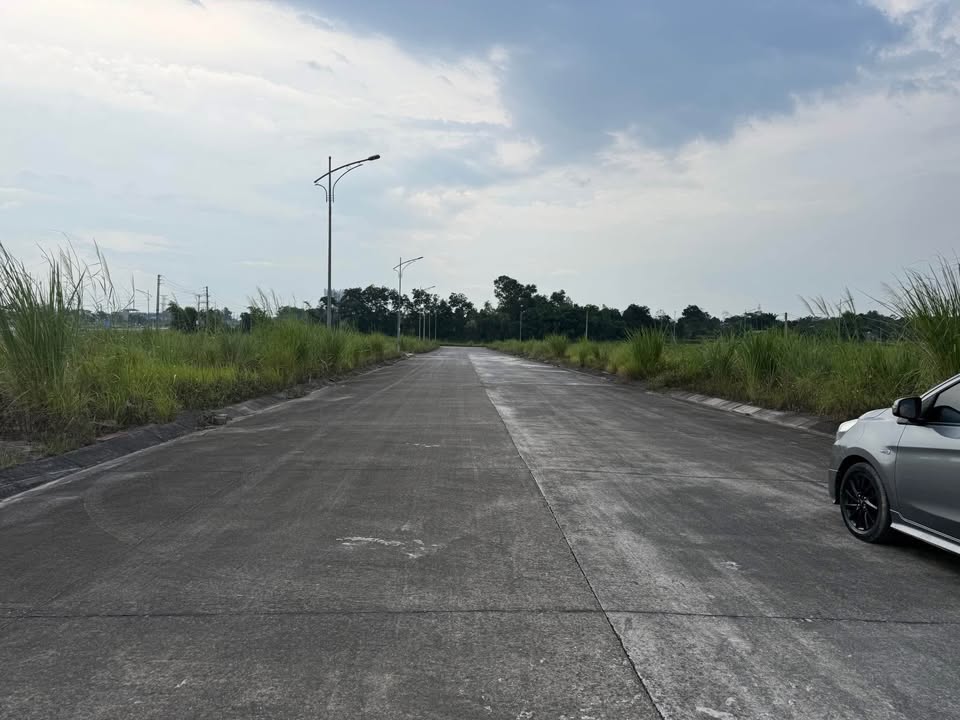 Đất nền TDC Trung Thành Thái Nguyên 100m² giá 2 tỷ - Hạ tầng đồng bộ, vị trí đẹp!