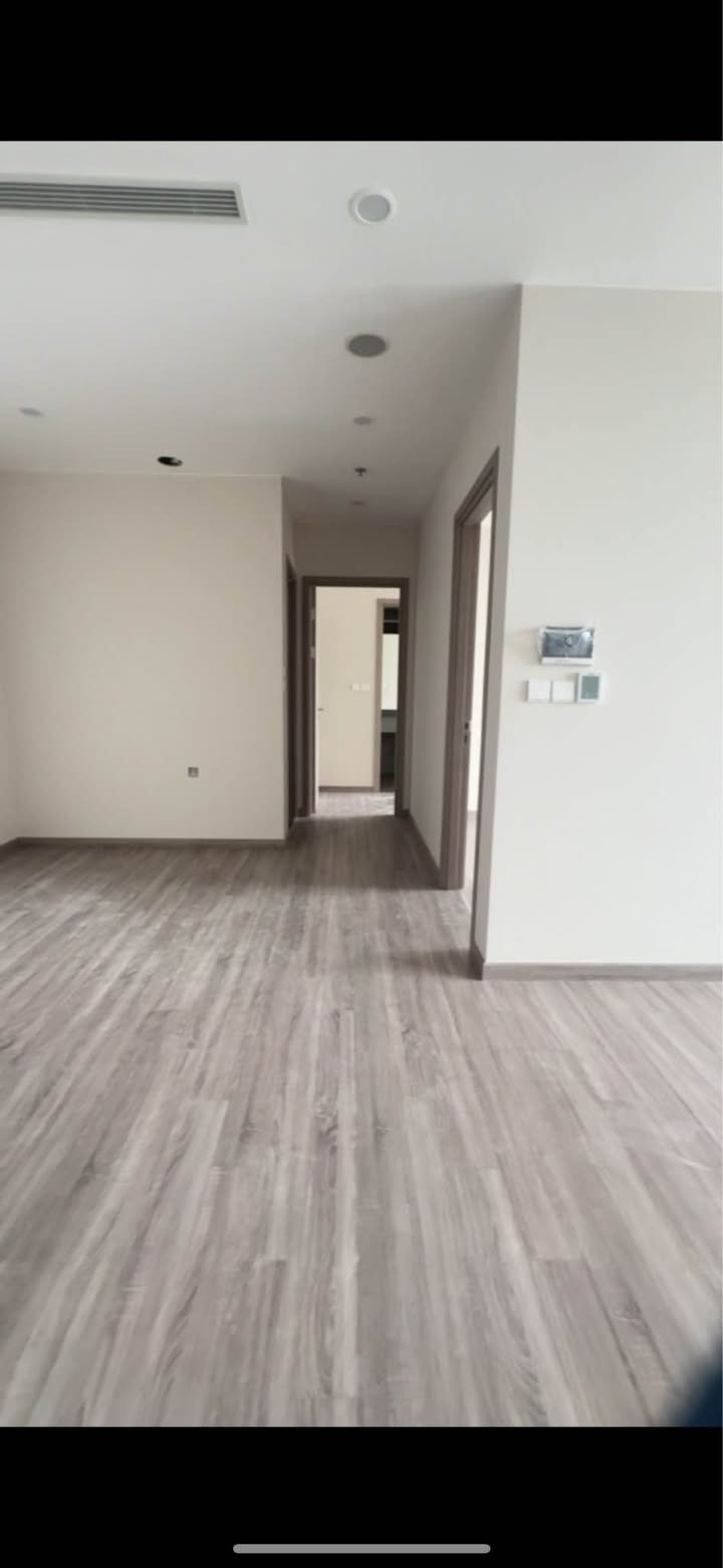 Căn hộ 2PN 2VS Sky Forest Ecopark 73m² giá 8 triệu - View hồ Thiên Nga tuyệt đẹp!