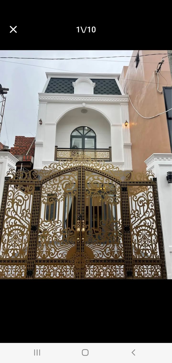 Biệt thự tân cổ điển 95m² tại Pleiku giá chỉ 2.4 tỷ - Thiết kế sang trọng, sân đậu ô tô rộng!