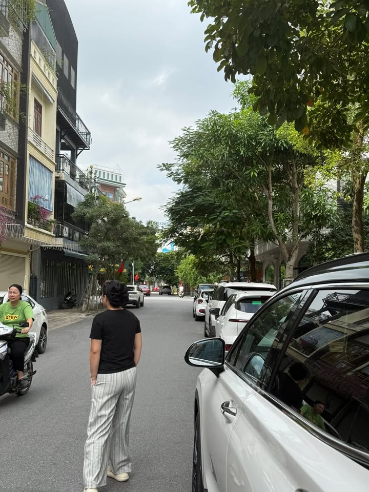 Nhà phố khu đô thị Petro Thăng Long 80m² - Hướng Tây Bắc, giá thỏa thuận!