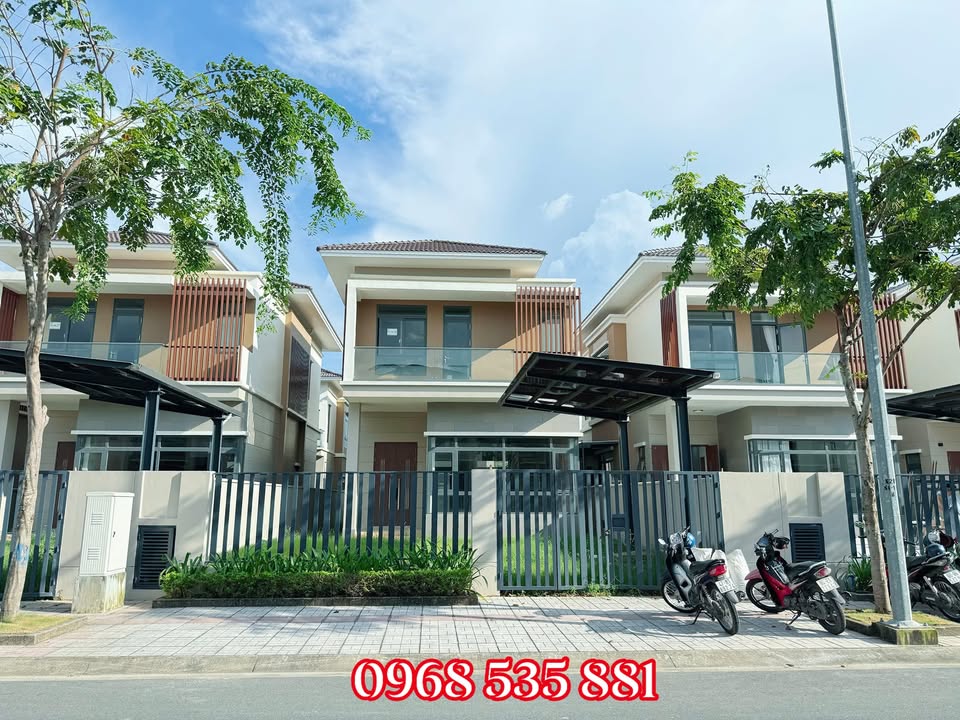 Biệt thự đơn lập Sun Casa Central Tân Uyên 250m² giá 6.1 tỷ - Cơ hội đầu tư đẳng cấp!