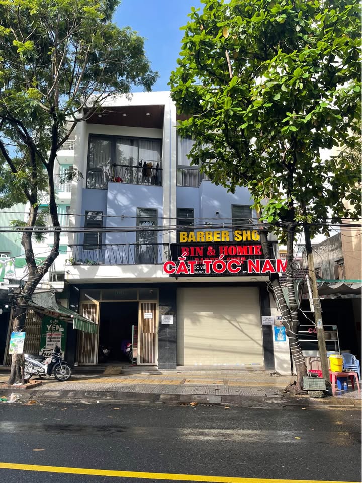 Bán toà nhà FrontHouse 3 Tầng tại Đường Huỳnh Ngọc Huệ, Thanh Khê - Giá 15.9 tỷ, thu nhập 40 triệu/tháng!