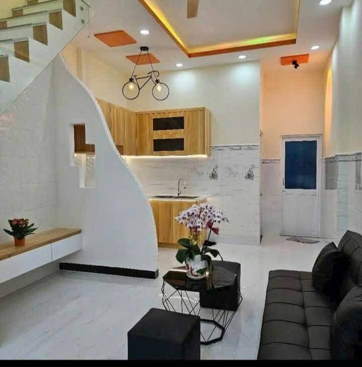 Bán nhà lầu đúc Phường 5 TP. Mỹ Tho 74m² giá 1.3 tỷ - Gần chợ Đêm chỉ 150m!