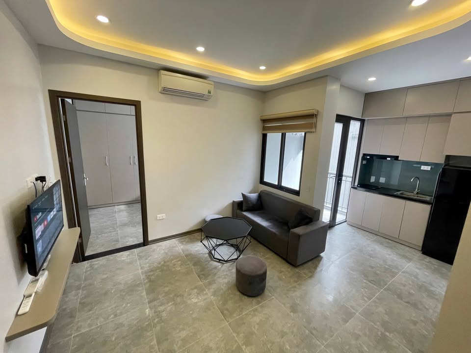 Nhà cho thuê 2 phòng ngủ tại ngõ 135 Đội Cấn, quận Ba Đình - Giá 2 triệu/tháng, sẵn sàng vào ở!