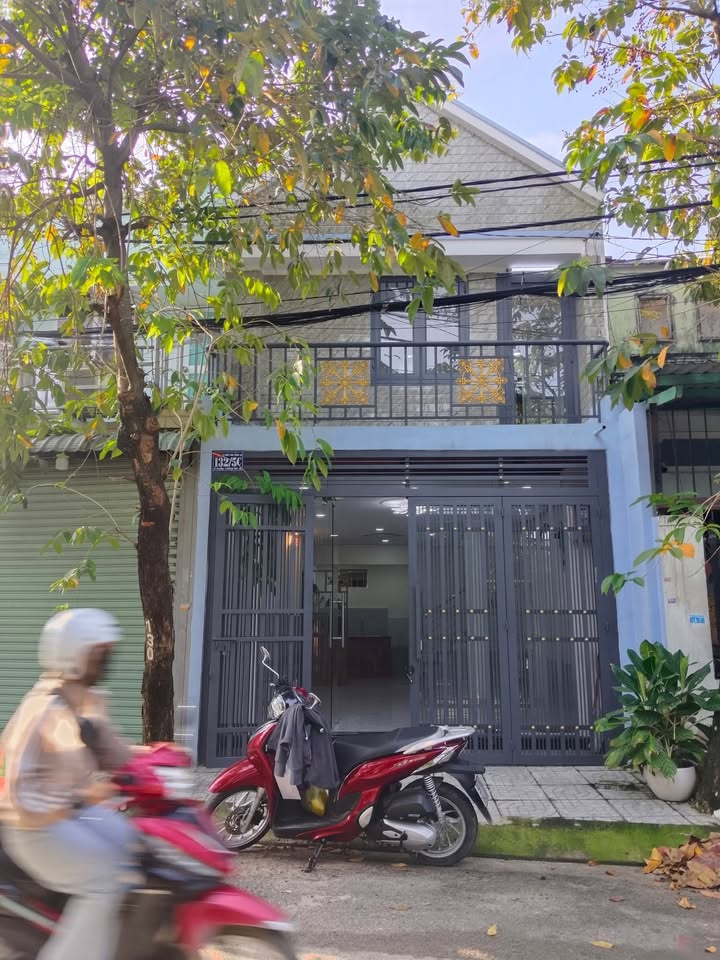 Nhà mặt tiền TTT16 Hóc Môn 42m² giá 2.2 tỷ - Cơ hội đầu tư tuyệt vời!