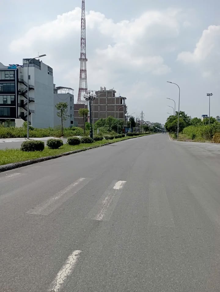 Đất nền LK4 Nguyễn Công Trứ 140m² - Mặt tiền 7m, thanh khoản gấp!