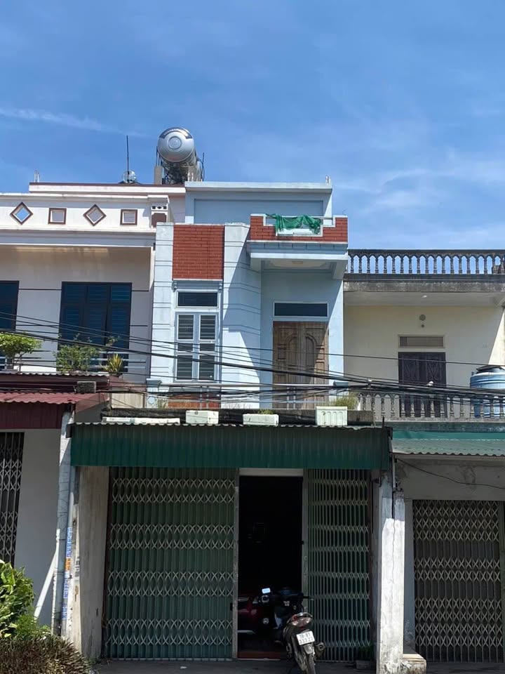 Nhà phố 2,5 tầng mặt đường 10, phường Lộc An, 76m² giá 3 tỷ - Kinh doanh sầm uất!