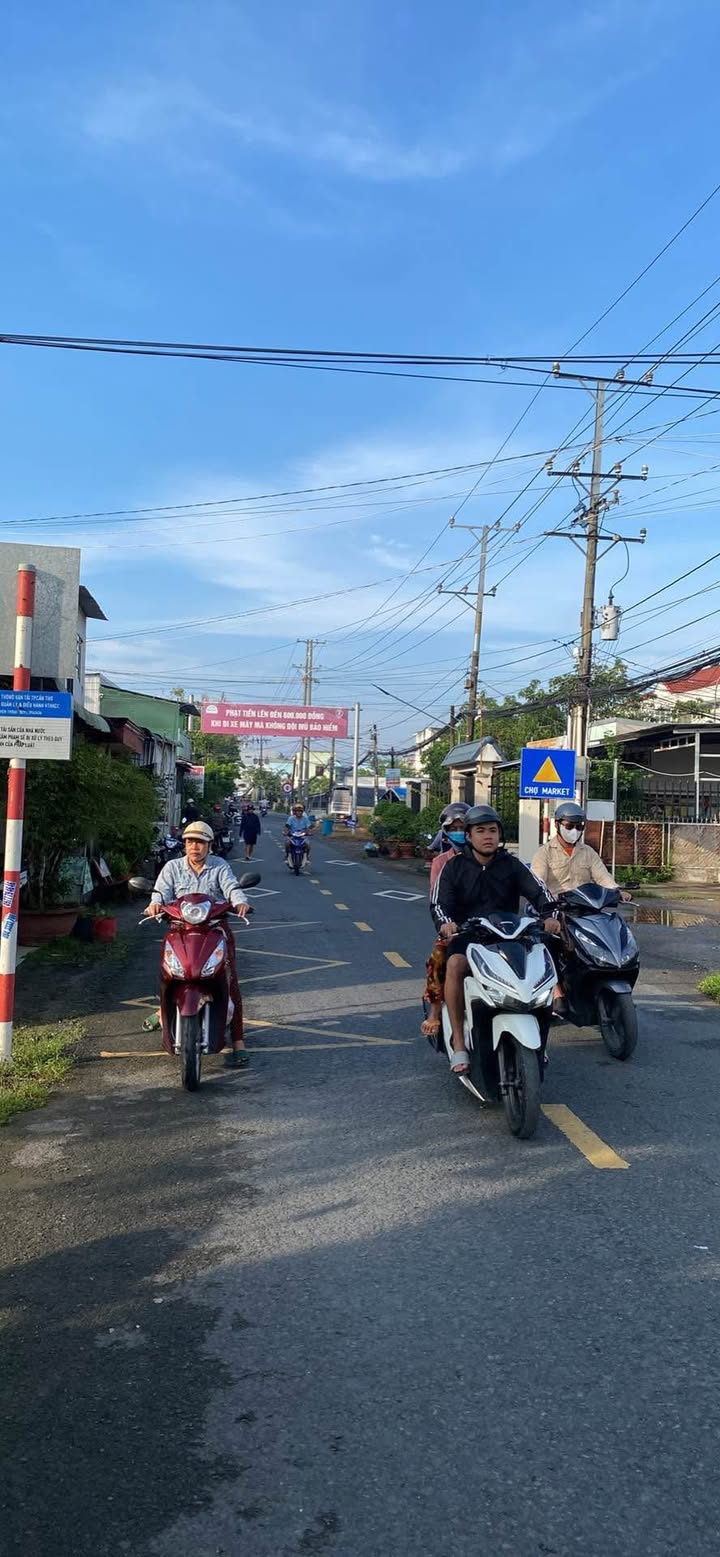 Đất nền Long Tuyền, Bình Thủy 72m² - Sổ đỏ chính chủ, giá tốt hợp lý!