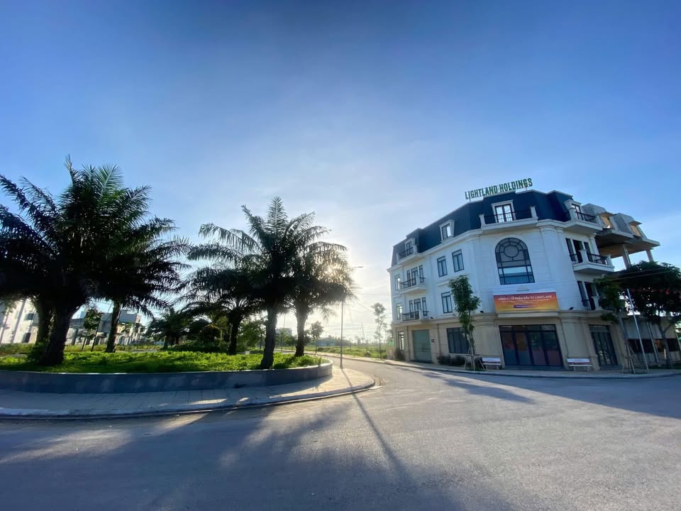 Đất nền Hoằng Ngọc 100m² giá 1.8 tỷ - Sở hữu ngay vị trí đẹp!