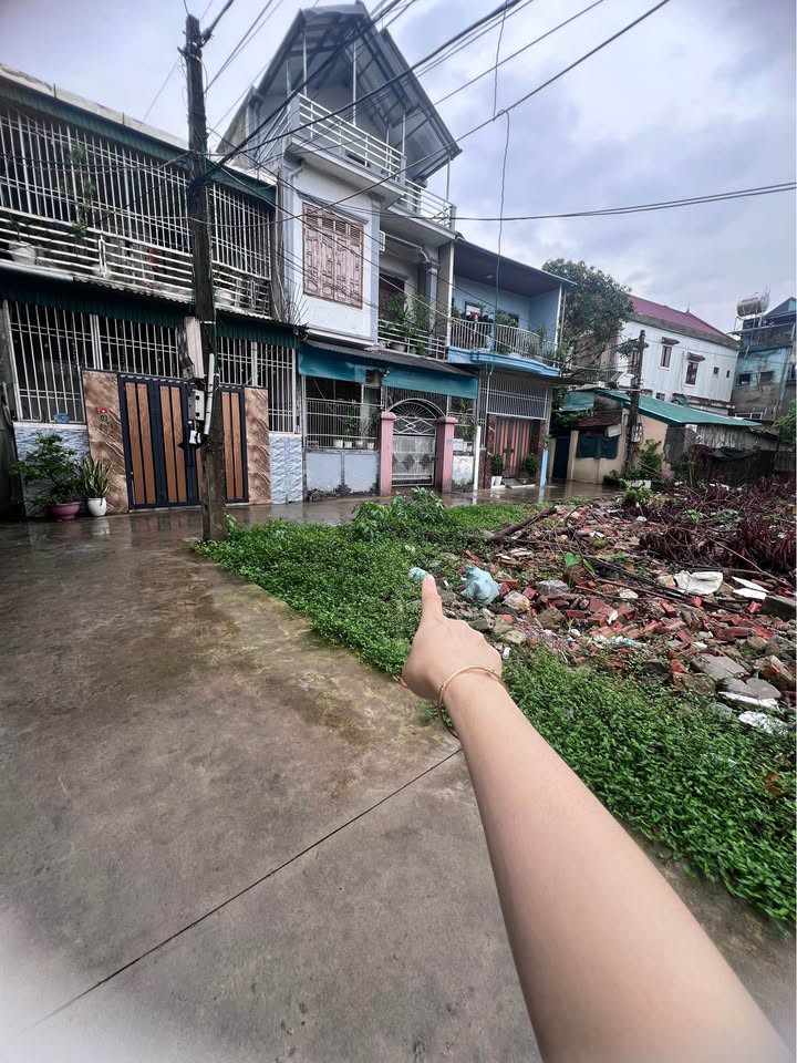 Nhà bán đường Phan Tất Thông, Vinh 56m² giá chỉ 2 tỷ - Cơ hội sở hữu ngay!