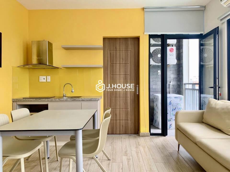 Căn hộ dịch vụ 30m² tại Bình Thạnh giá 9.5 triệu - Tiện nghi đầy đủ, an toàn!