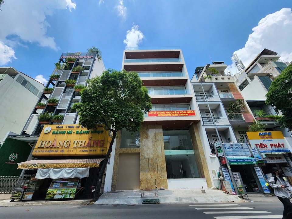 Building cho thuê quận Tân Bình 1300m² - Hỗ trợ kinh doanh mọi ngành nghề!
