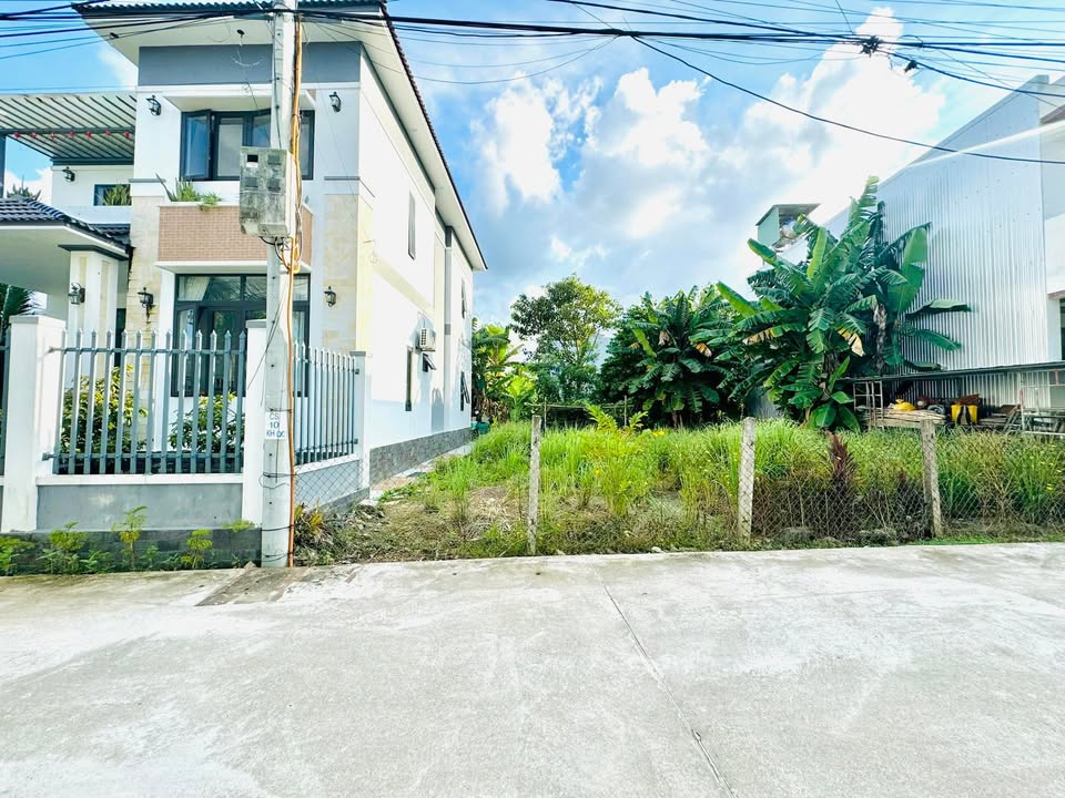 Đất nền Hòa Xuân Đà Nẵng 95.5m² giá 2.35 tỷ - Lô đất VIP, cơ hội đầu tư tuyệt vời!