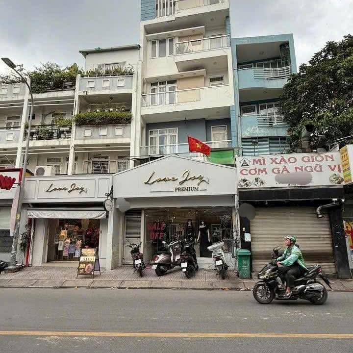 Bán nhà mặt tiền đường Nguyễn Văn Đậu, Bình Thạnh 90m² giá 22.5 tỷ - Kinh doanh đa ngành nghề!