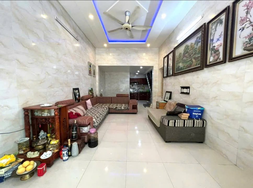 Nhà cho thuê 2,5 tầng Lâm Tường - Tô Hiệu 60m² giá 6 triệu - Đủ đồ vào ở ngay!