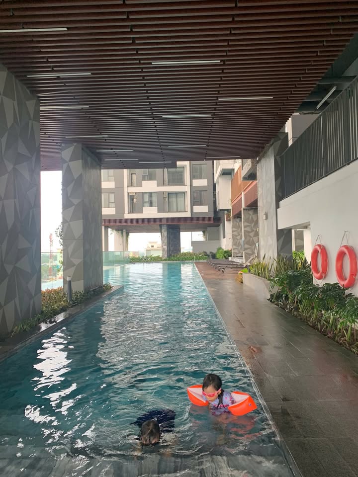 Căn hộ Emerald Golf View Lái Thiêu 72m² giá 7.5 triệu - Nhà mới, Full nội thất!