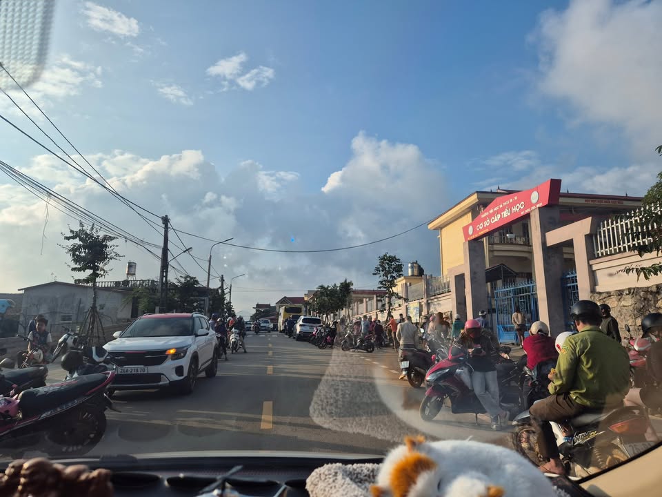 Đất thổ cư Tiểu Khu Tiền Tiến Mộc Châu 140m² giá chỉ 2 tỷ - Cơ hội đầu tư hấp dẫn!