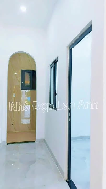 Nhà mặt tiền kinh doanh tại Long Trạch, Cần Đước, 100m² giá 2.78 tỷ - Sổ hồng riêng, không tranh chấp!