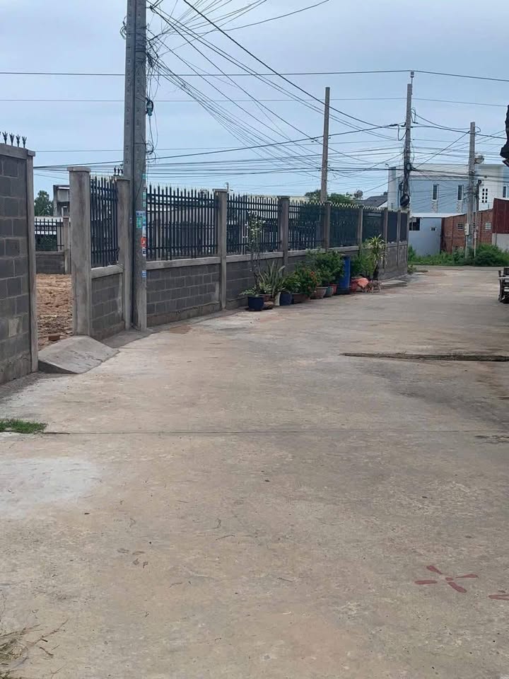 Đất thổ cư 174m² tại Long Hải - Giá 1.5 tỷ, sổ hồng chính chủ!