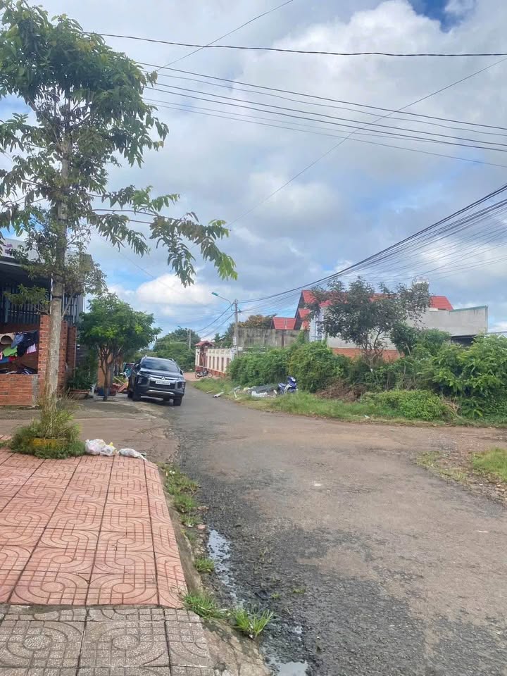 Nhà mặt tiền đường A6, phường BMT, 94m² - Giá chỉ 3.35 tỷ - Cơ hội đầu tư tuyệt vời!