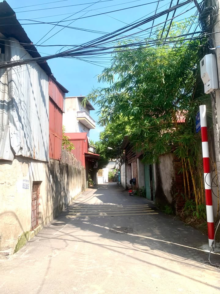 Đất Kim Thiều, Phù Khê 65m² giá 2 tỷ - Sổ đỏ chính chủ, ô tô 7 chỗ đỗ thoải mái!