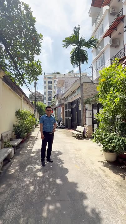 Nhà 4 tầng Cống Lở, Tân Bình 90m² giá chỉ 9 tỷ - Phù hợp cho ở và kinh doanh!