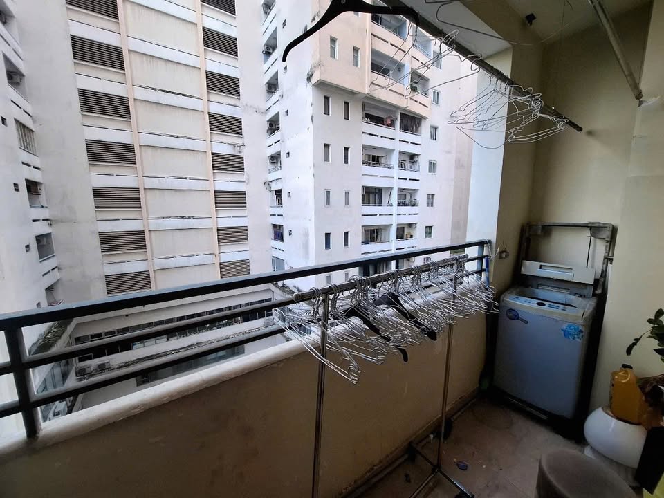 Chung cư Khánh Hội 2 Quận 4 57m² giá 3.7 tỷ - Sổ đỏ chính chủ, đầy đủ nội thất!