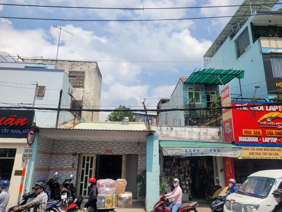 Mặt tiền Hồng Lạc Tân Bình 85m² giá 15.99 tỷ - Chính chủ lâu đời, sẵn sàng giao dịch!