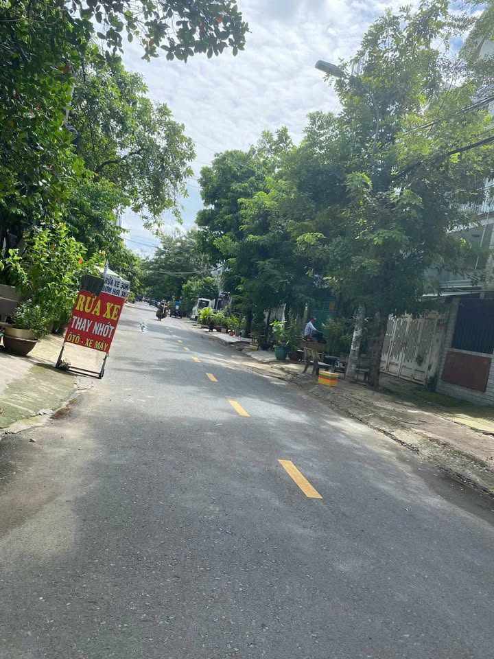 Bán nhà mặt tiền nội bộ phường Tây Thạnh 300m² giá 32 tỷ - Đầu tư sinh lời ngay!