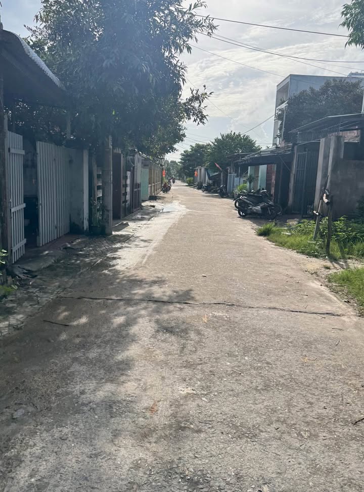 Đất nền 100m² Hòa Quý - Đầu tư sinh lời, giá chỉ 3.19 tỷ!