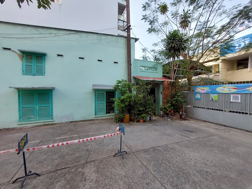 Nhà FrontHouse tại đường Dương Bá Trạc, quận 8, 65m² - Vị trí kinh doanh đắc địa!