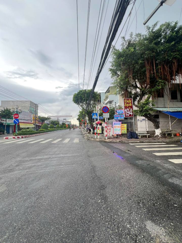 Đất nền góc mặt tiền Bà Triệu, Vĩnh Lạc 96m² giá 2.6 tỷ - Tiềm năng kinh doanh lớn!