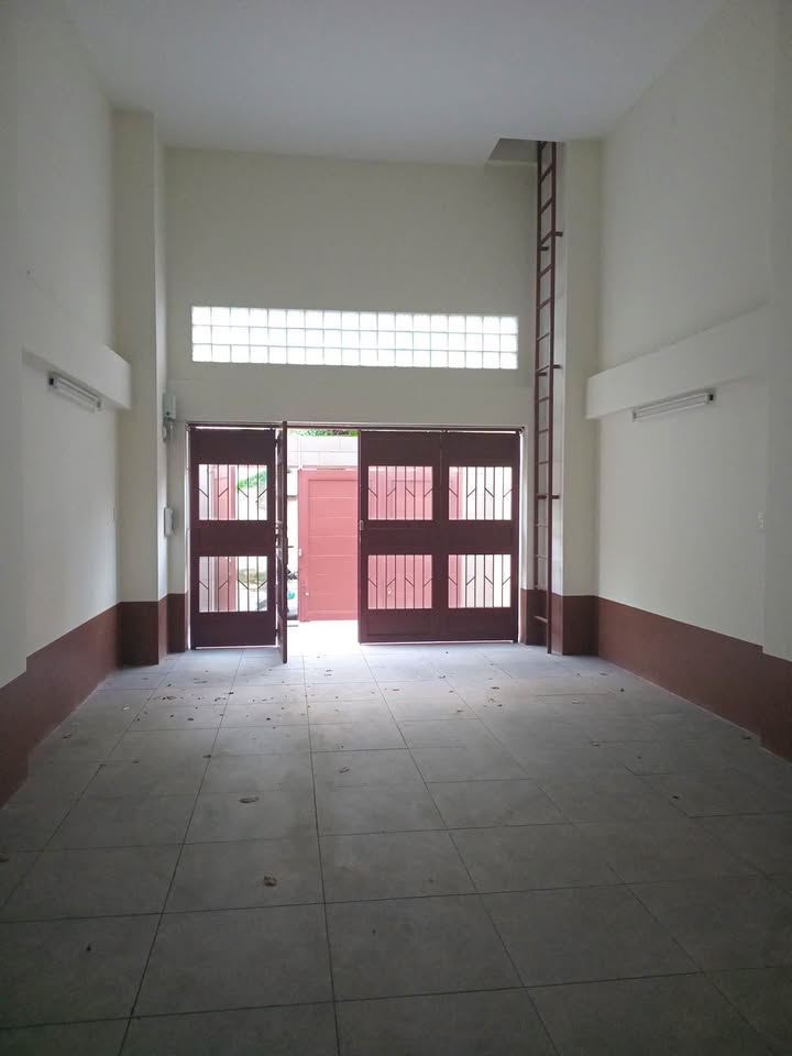 Nhà mặt tiền Gò Cẩm Đệm, quận Tân Bình, 130m² giá 23 tỷ - Đầu tư sinh lời ngay!
