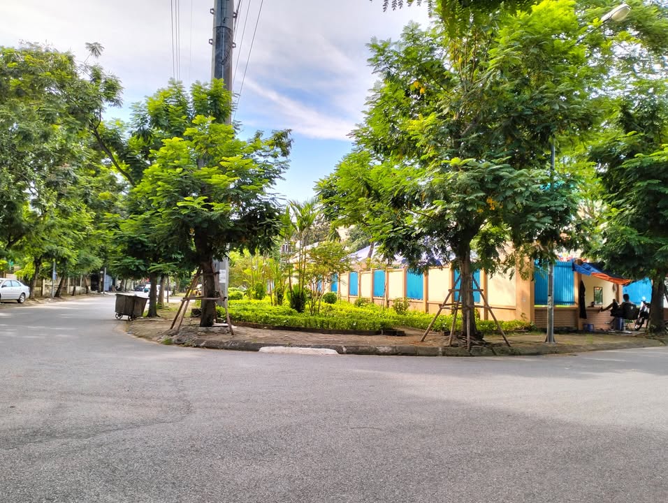 Đất dịch vụ Kiến Hưng Hà Đông 50m² giá 12 tỷ - Pháp lý chuẩn, xây ngay!