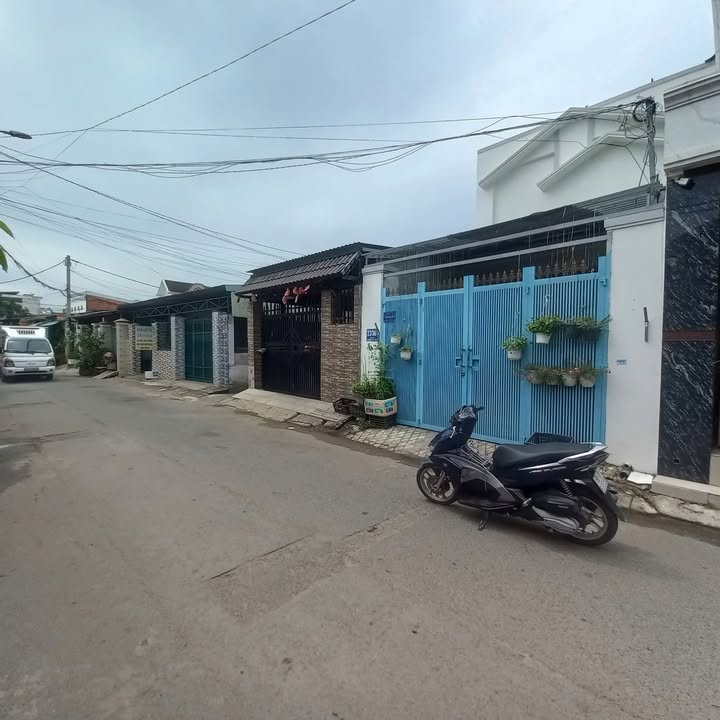 Nhà mặt tiền đường Nguyễn Thị Sóc, Hóc Môn 115m² giá 5.1 tỷ - Kinh doanh sầm uất ngay chợ đầu mối!