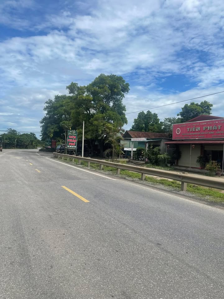 Đất kinh doanh 320m² đường Mòn HCM, xã Hương Hoá, giá thỏa thuận - Cơ hội đầu tư tuyệt vời!