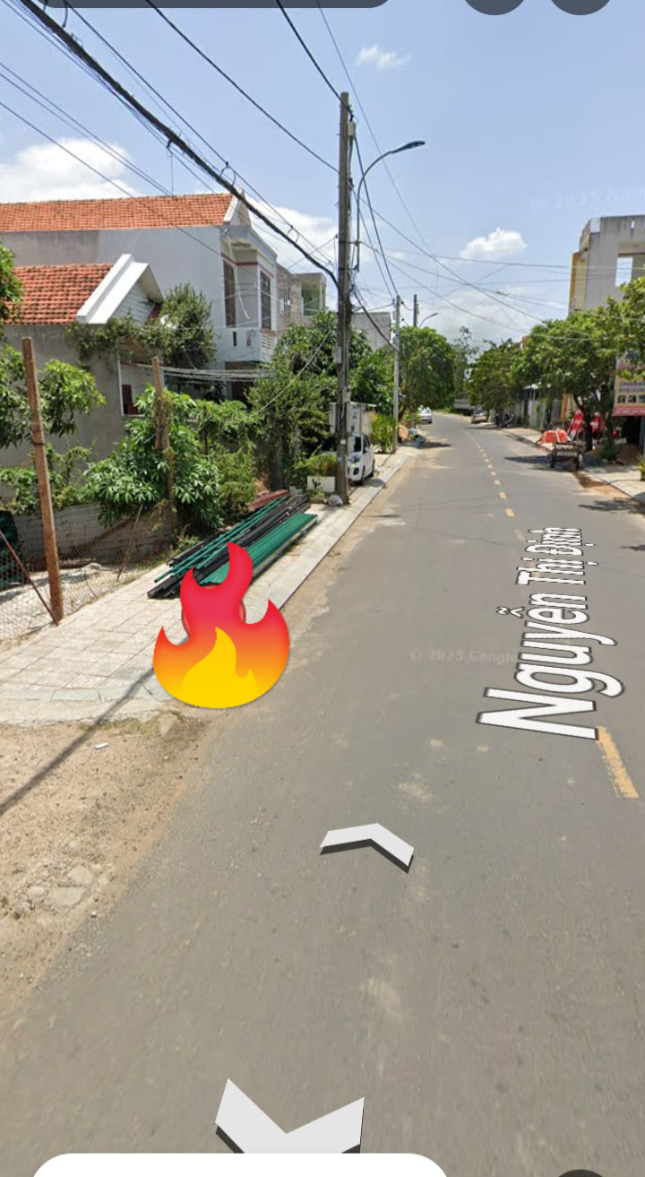 Bán FrontHouse đường Nguyễn Thị Định 136m² giá 2 tỷ - Vị trí lô góc đắc địa!