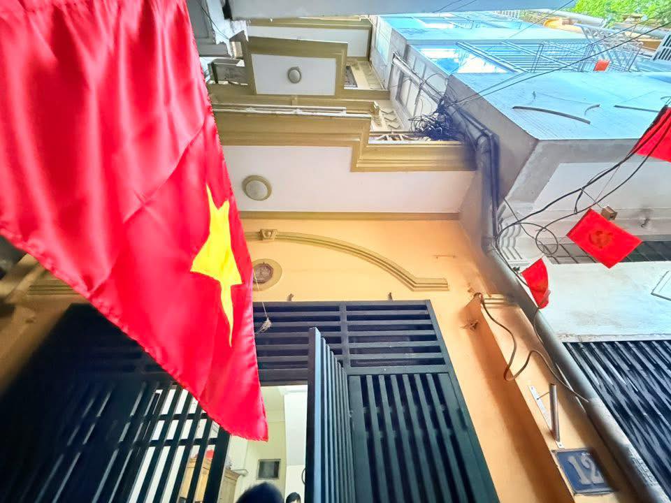 Nhà riêng Thụy Khuê Tây Hồ 27m² giá 6.9 tỷ - Thiết kế hiện đại, sẵn sàng giao dịch!