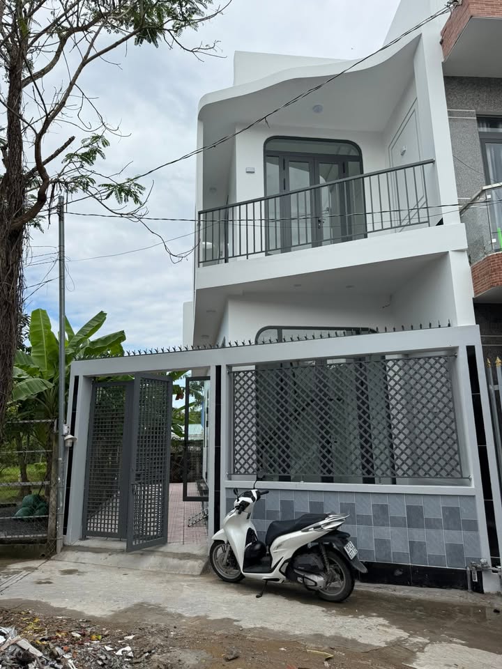 Nhà cho thuê Phường 6 Mỹ Tho 85m² giá 8 triệu - Nội thất đầy đủ, gần chợ đêm!