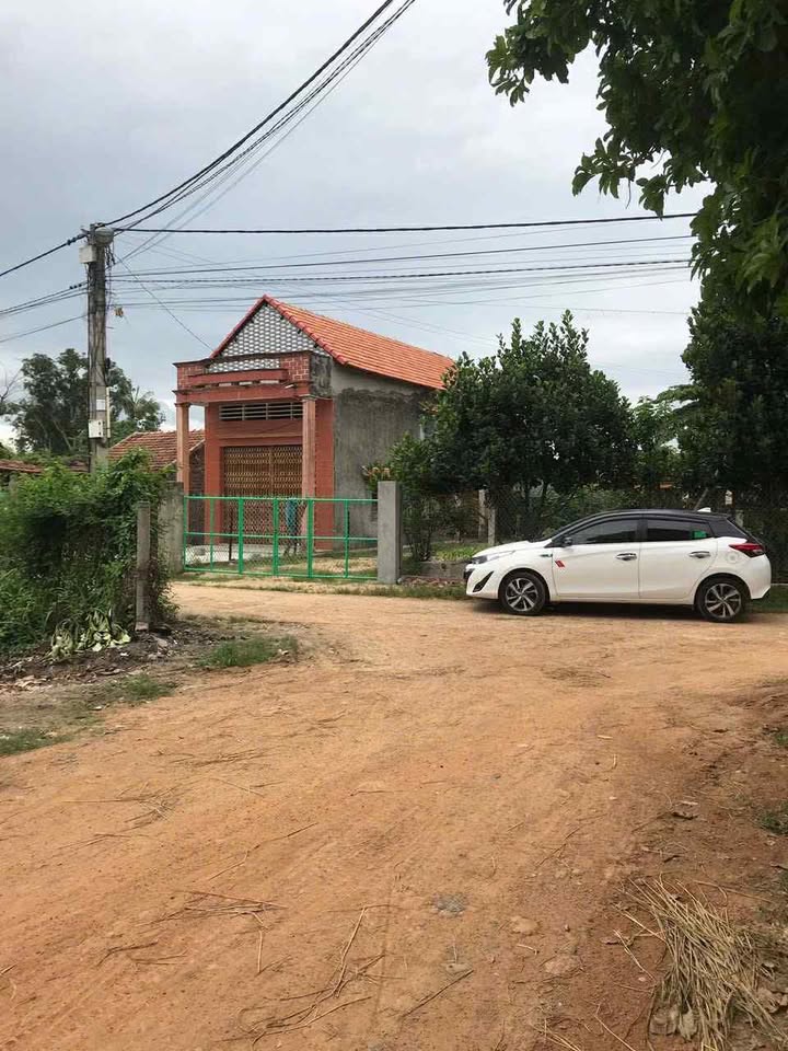 Đất nền Phú Xuân, Phú Phong 59m² giá 600 triệu - Lô góc thông thoáng, dân cư đông đúc!