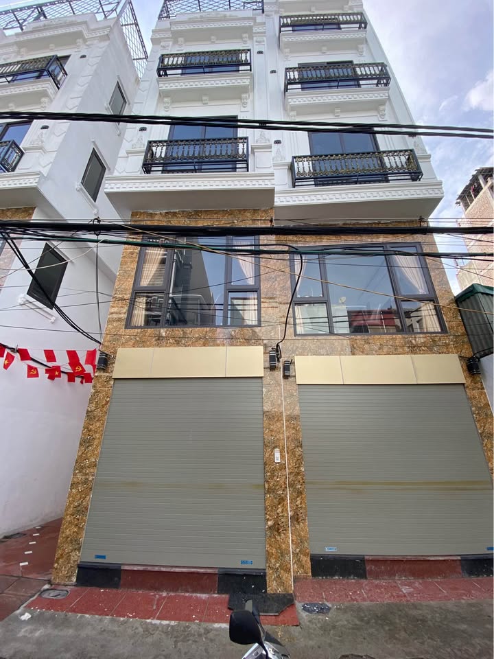 Nhà 5 tầng Phú Diễn, Bắc Từ Liêm 30m² giá 6.2 tỷ - Sẵn sàng vào ở ngay!