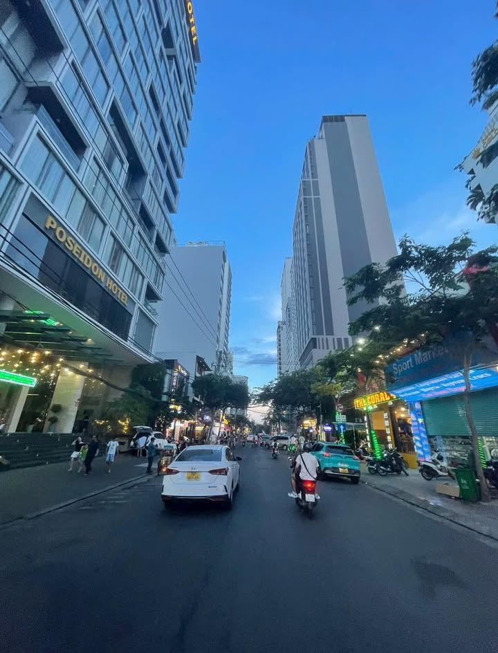 FrontHouse 3 Mặt Tiền Trần Quang Khải Nha Trang 78.46m² giá 27 tỷ - Cơ hội đầu tư không thể bỏ lỡ!