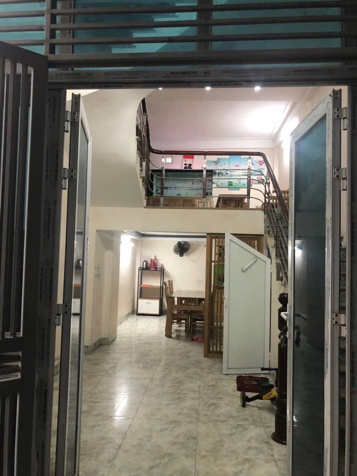 Nhà cho thuê Ngõ 193, Cầu Cốc, Tây Mỗ 35m² giá 9 triệu - Tiện nghi đầy đủ!